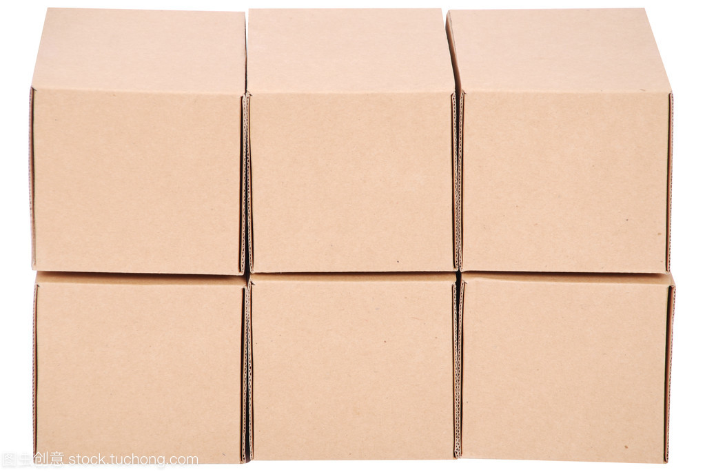 从平凡纸箱到创意金字塔 一个环保与智慧的巧妙结合